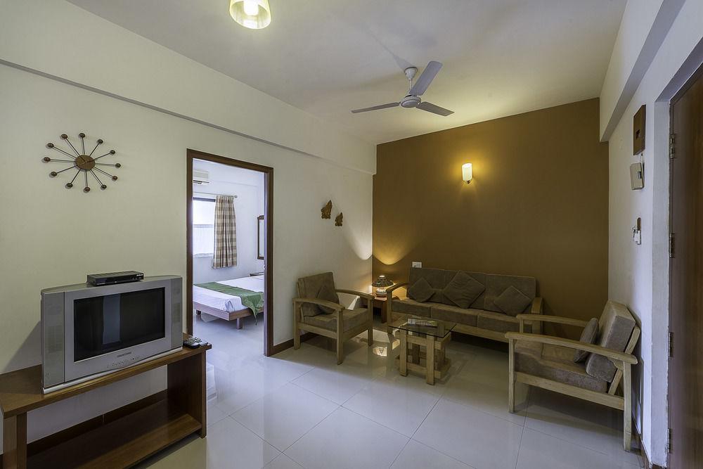 Urban Oasis Apartment Mysore Luaran gambar