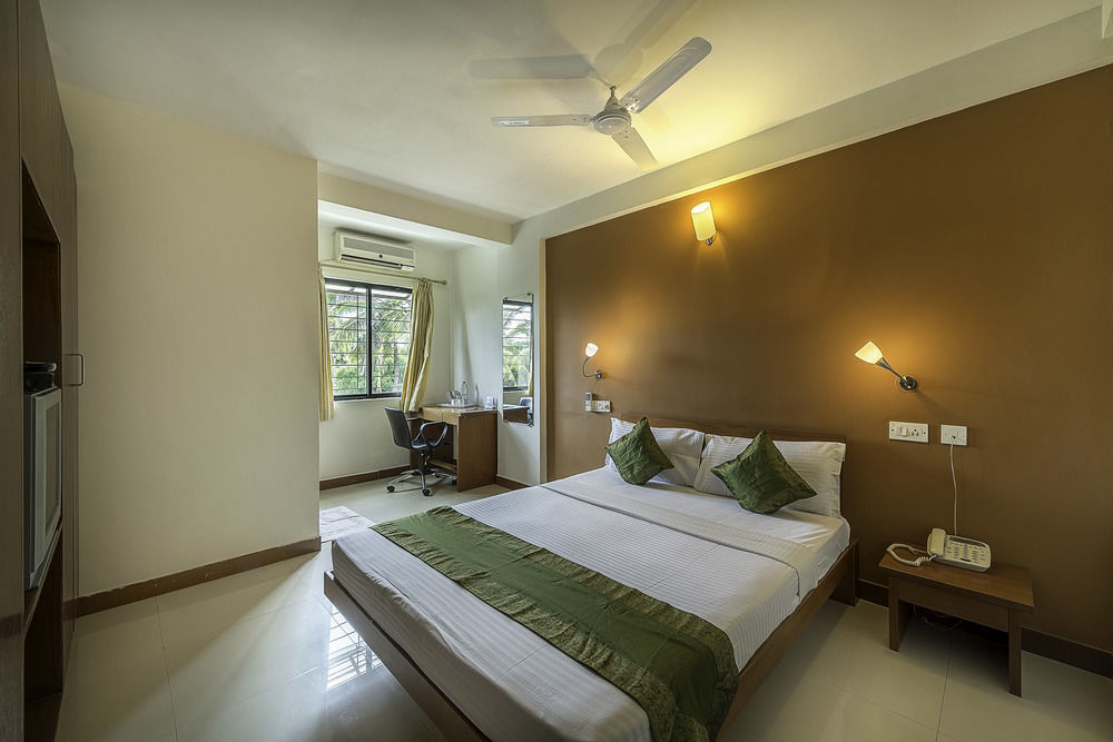 Urban Oasis Apartment Mysore Luaran gambar