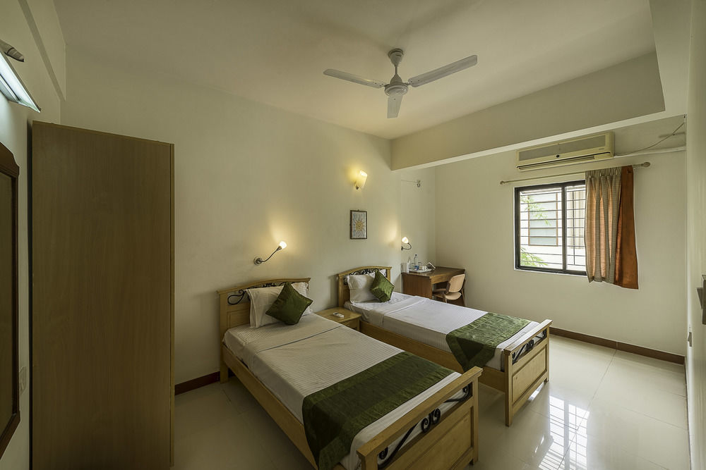 Urban Oasis Apartment Mysore Luaran gambar